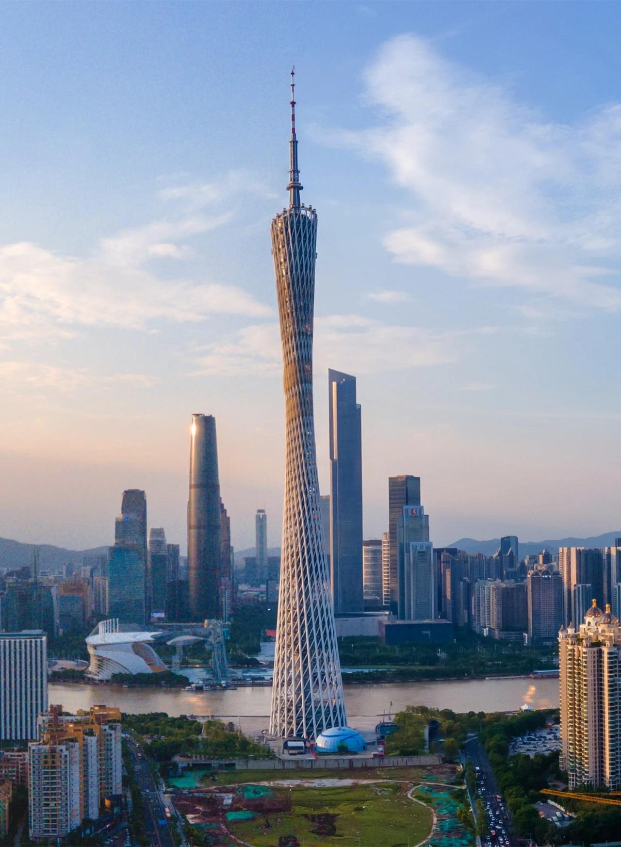 广州搞文旅，其实粤语文化本身就是个符号，我一个非广州人都觉得，保留粤语符号是很有