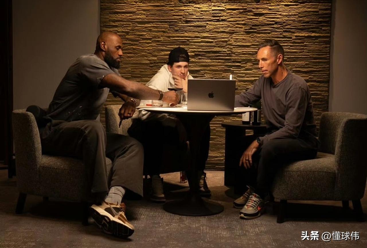 你认同吗？纳什谈詹姆斯：

“勒布朗太强壮了。”

“强壮到他被对手犯规的时候。