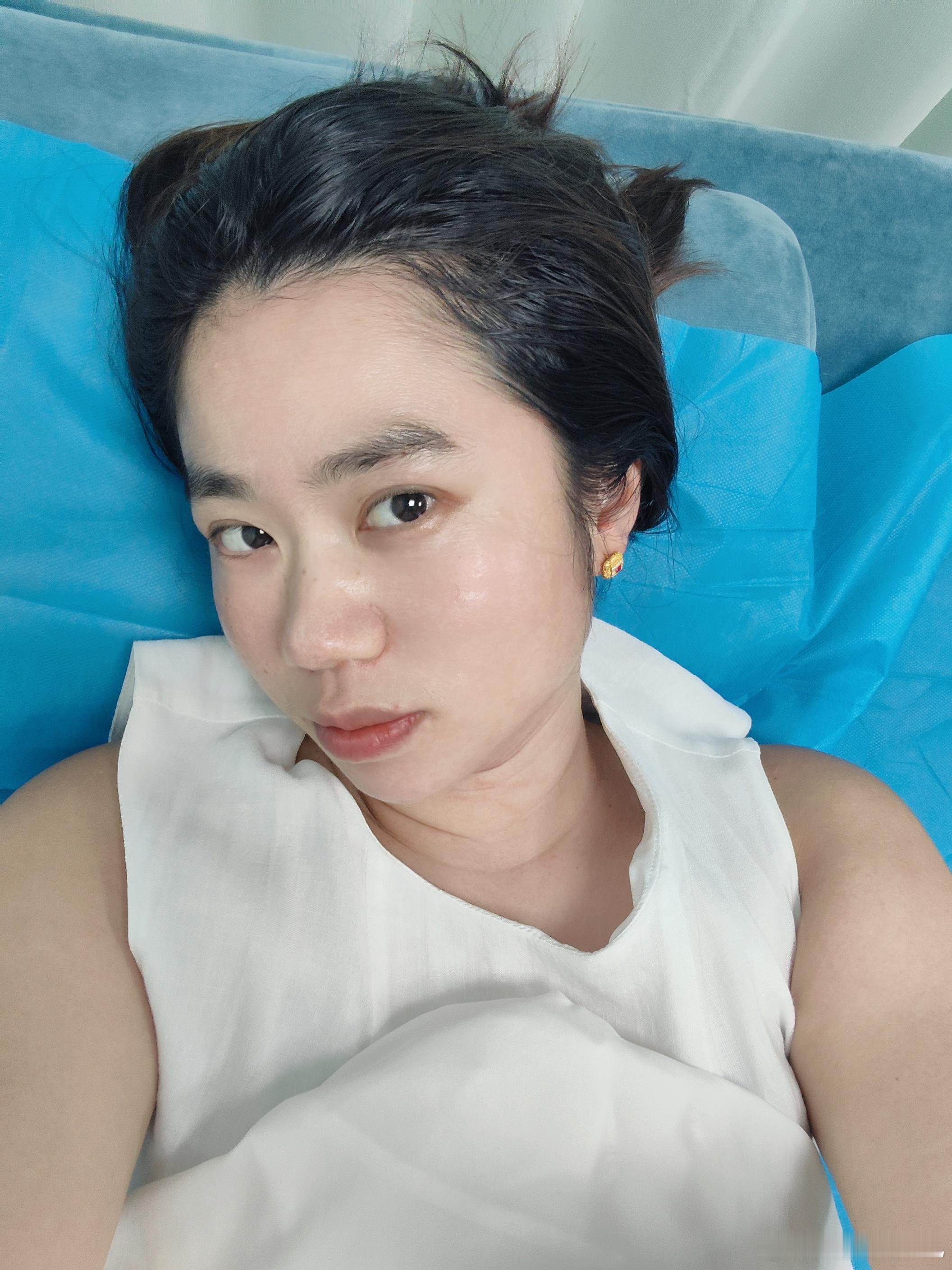 好好爱自己也是错？！这是他的理由。我觉得今天的图画的很好。 漯河·漯河市中心医院