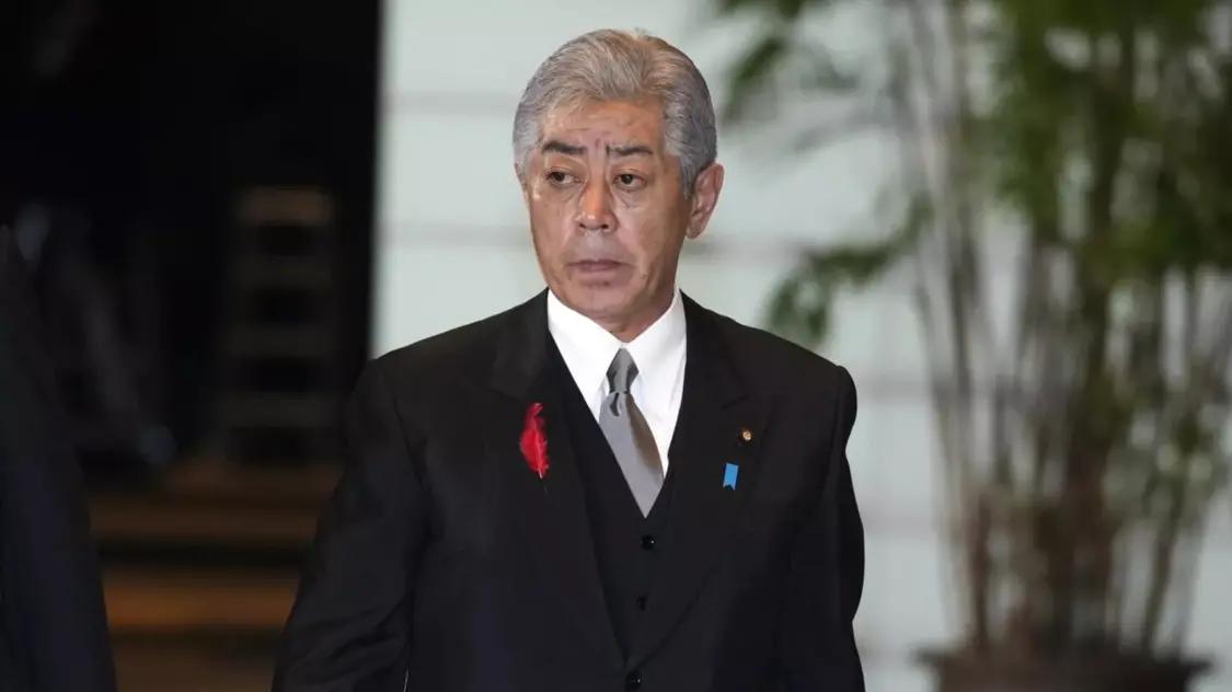 打算两头下注？日本前外相猛批高市：不能与中国对立

据凤凰网《天下事》栏目消息，
