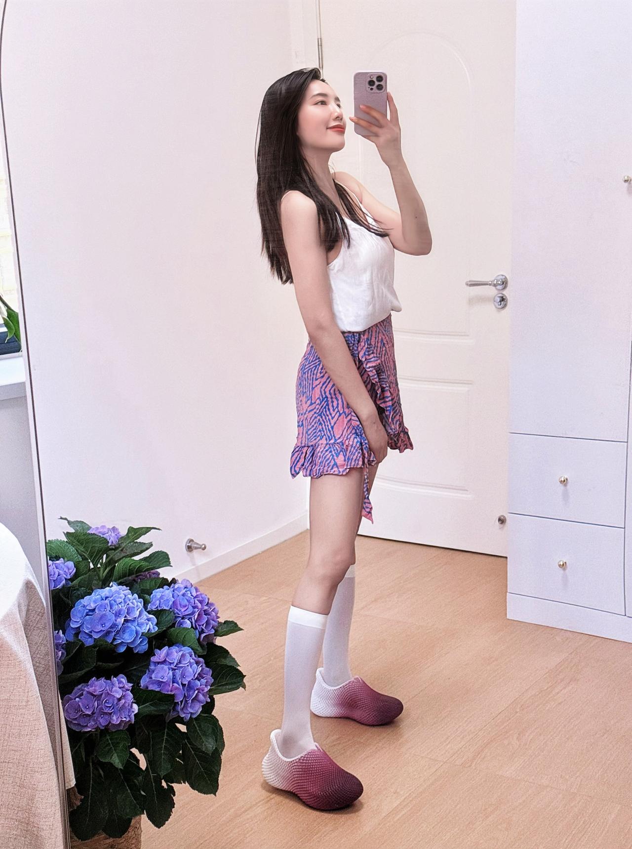 |||发现一双能让我从瑜伽室穿到菜市场的宝藏鞋✨
👟 关于“好穿”：
鞋底是那