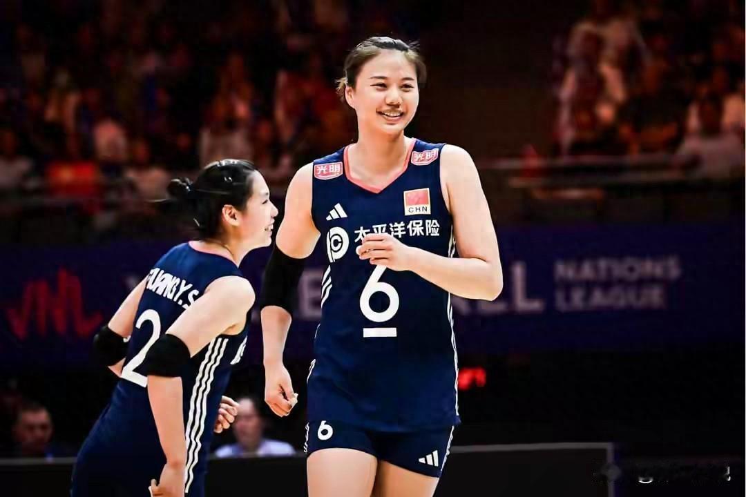 中国女排对阵法国这么精彩的一场比赛，央视竟然没有安排直播？

不少网友留言称，这