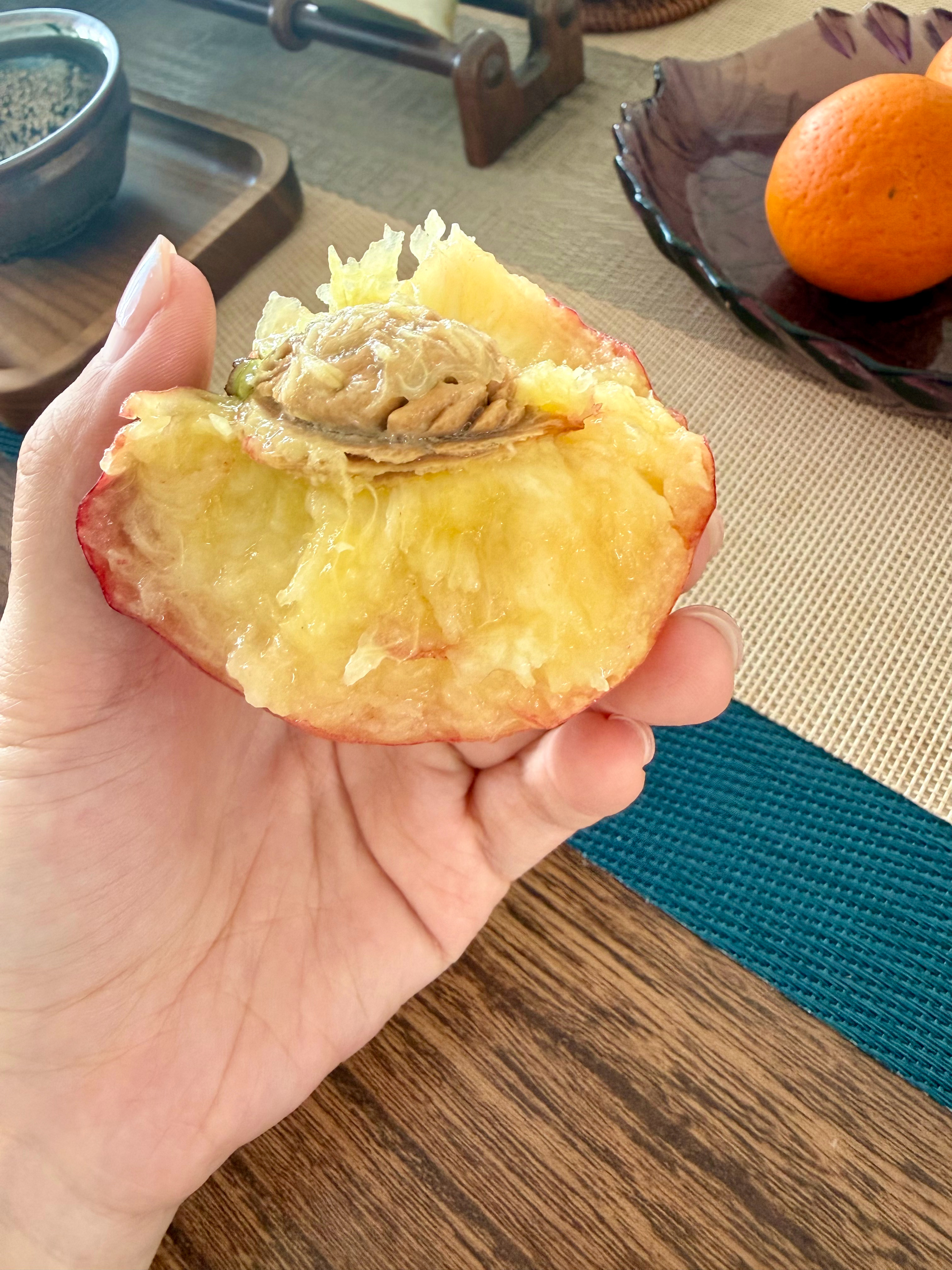 终于！桃子终于软了好好吃🤤又买了高甜蟠桃和蜂糖李好吃再反馈