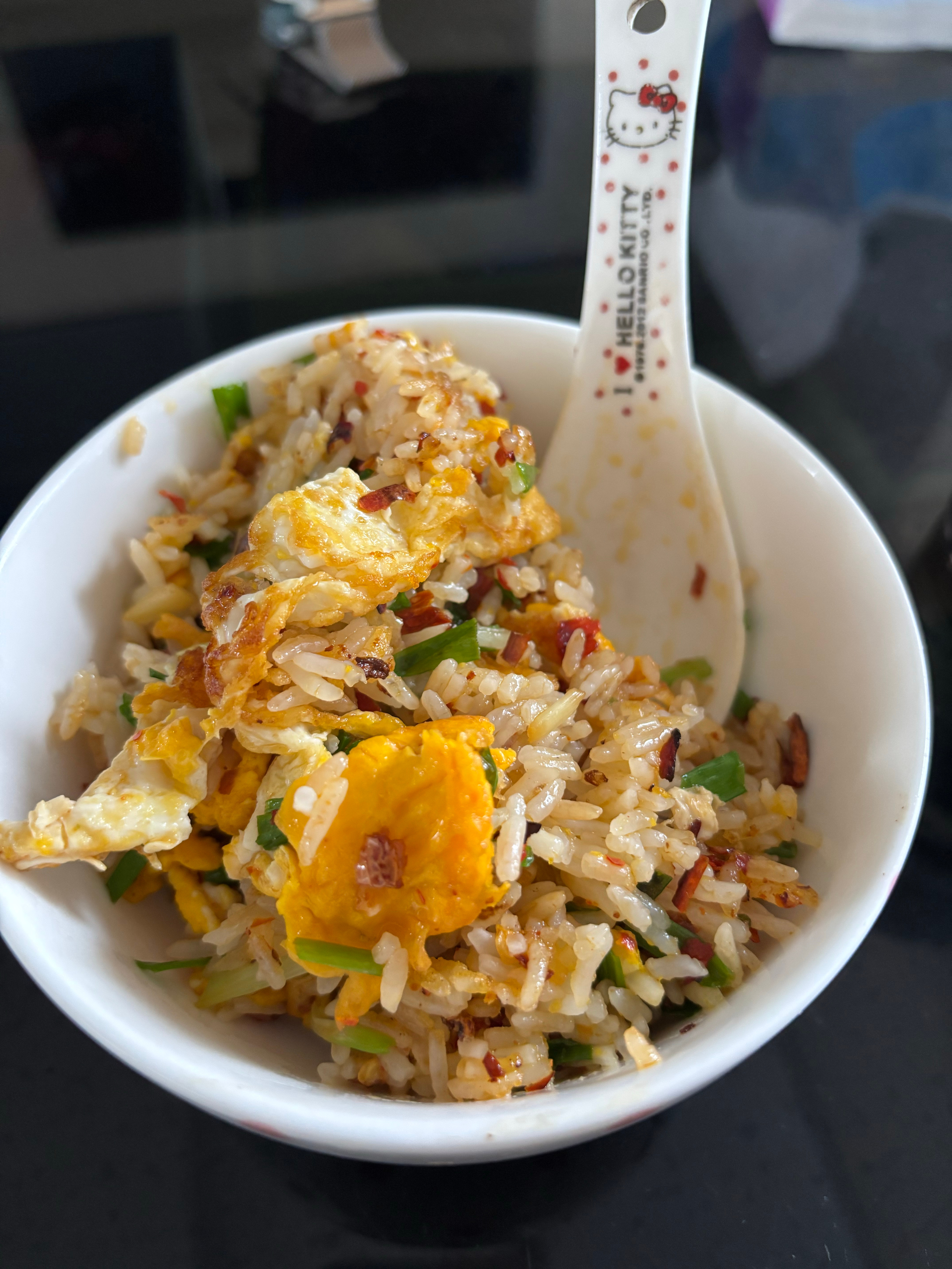 我发现宵夜吃习惯了 到点就饿肚子肉鼓鼓可还是管不住嘴🤐有啥法子 