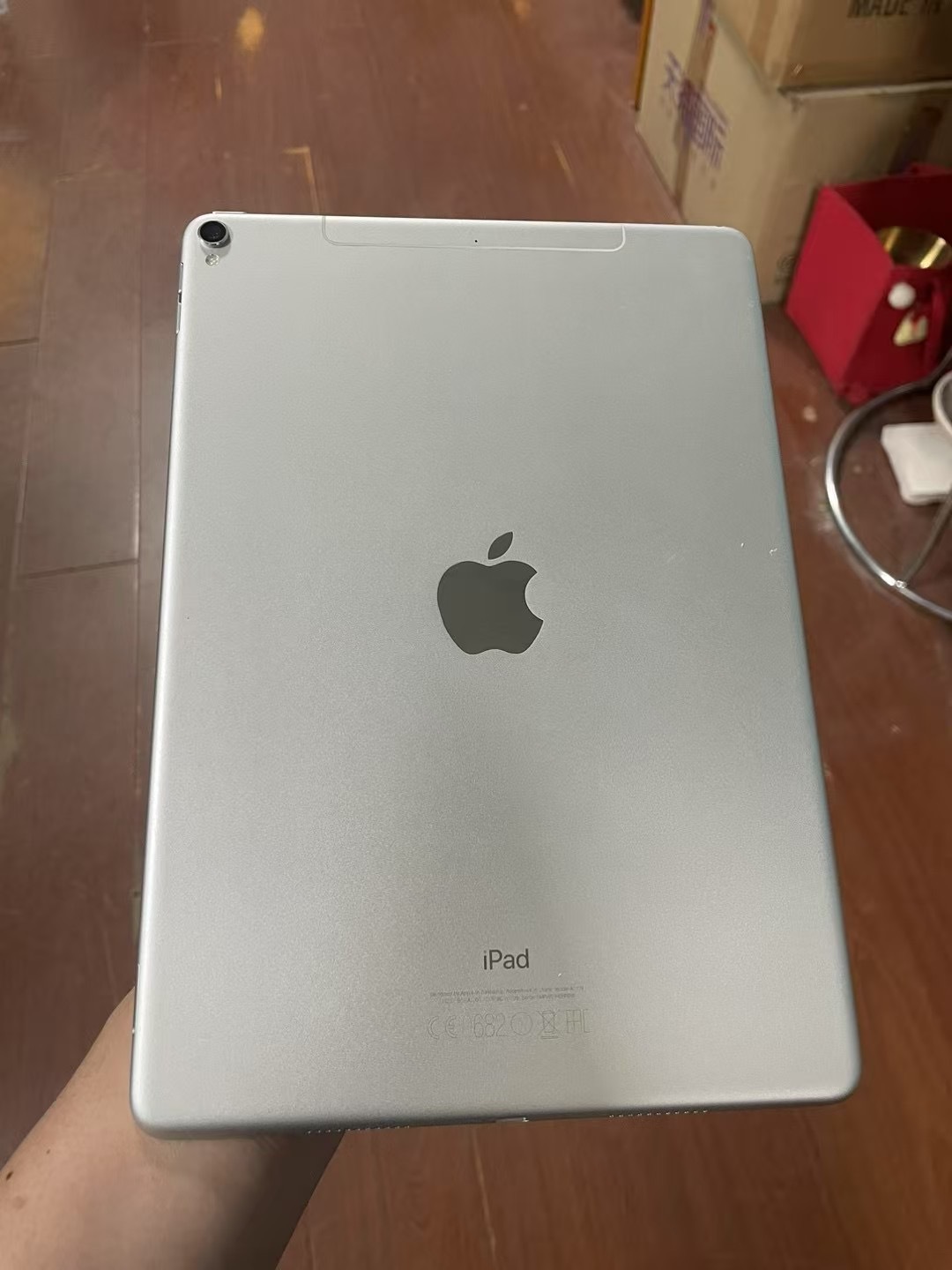 ipadpro 10.5寸 256G插卡版 单机 成色97新全原装  电池100