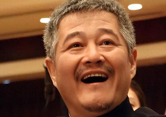 赵本山网传落网家中搜出 20 吨黄金，暗中移民海外？私生活传闻太扯