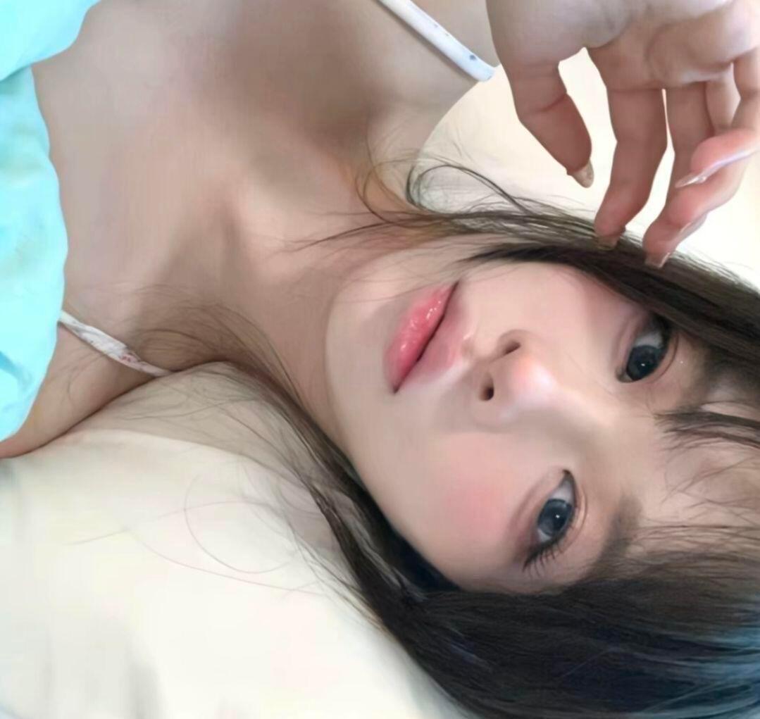 WeChat ｜氛围感女生头像  