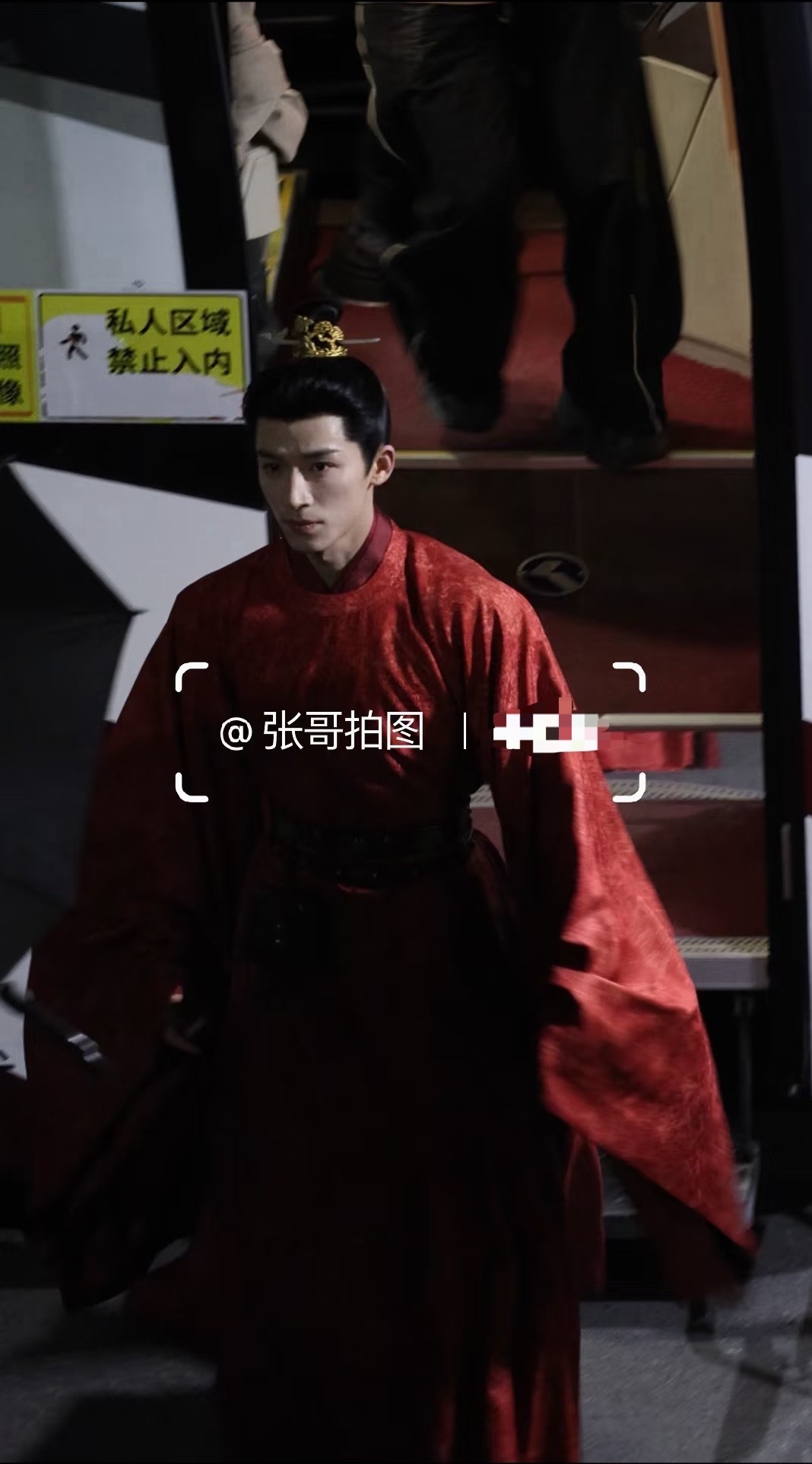 燥候了喂春日宴王星越首出妆王星越春日宴两套造型路透 ​​​