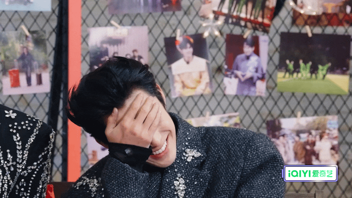 王鹤棣的信写哭了所有人 真情实感永远最打动人，王鹤棣的信写的好好啊，他真的是情感