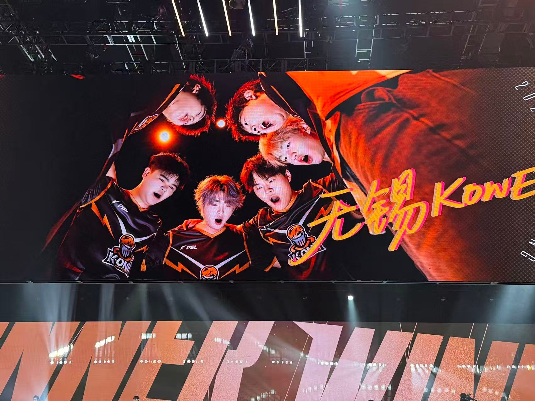 passion：来一把自定义房单人4排12杀，段位不高PEL职业比赛周决赛pas