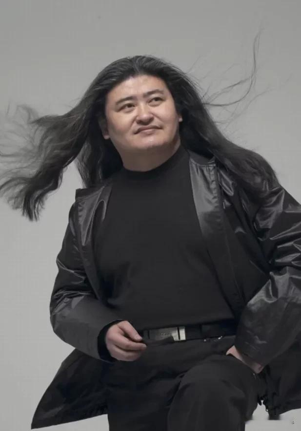 令人震惊！刘欢老师离世，才63岁，音乐界的一大损失啊！

他给世人留下了那么多脍
