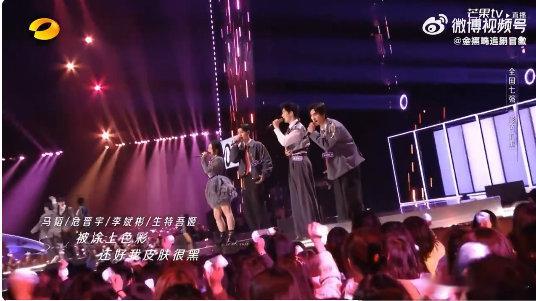 彩色的黑上新版本了声鸣远扬新版本《彩色的黑》太惊艳了！编曲比原版更丰满，保留核心