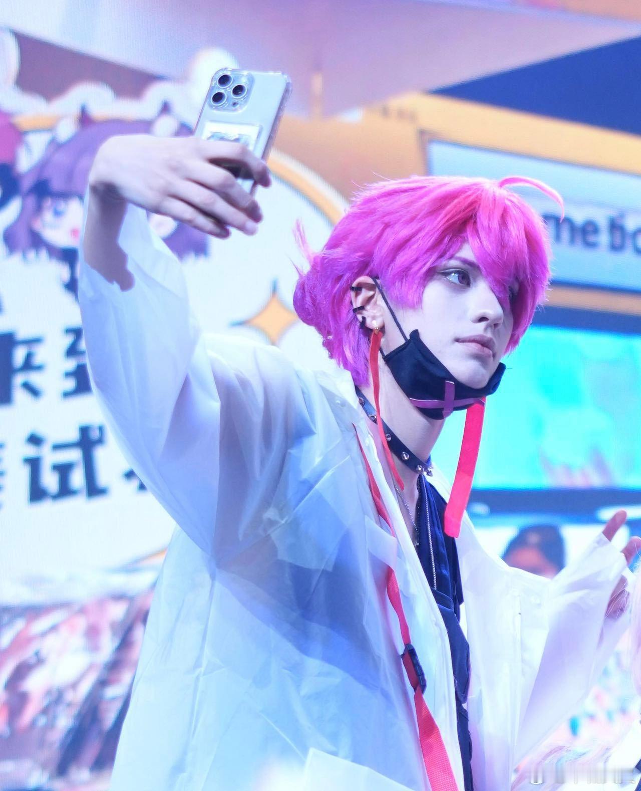 #动漫PV推荐[超话]##夏日次元盛典##卡琳娜cos硬核一中#卡琳娜cos戎星