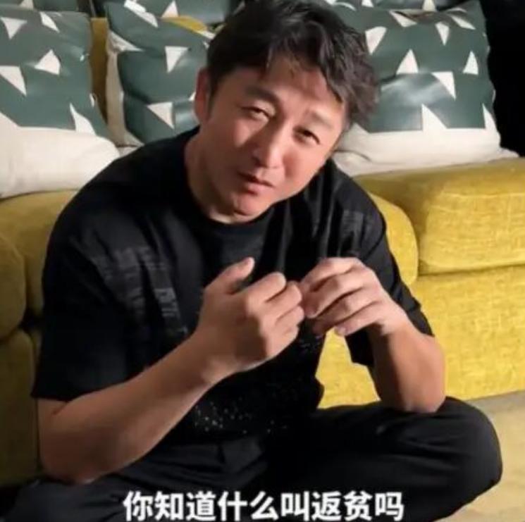 邹市明这一拳一拳打下的江山，竟然败了个精光，回到本来的样子。
 
一个人很难挣到