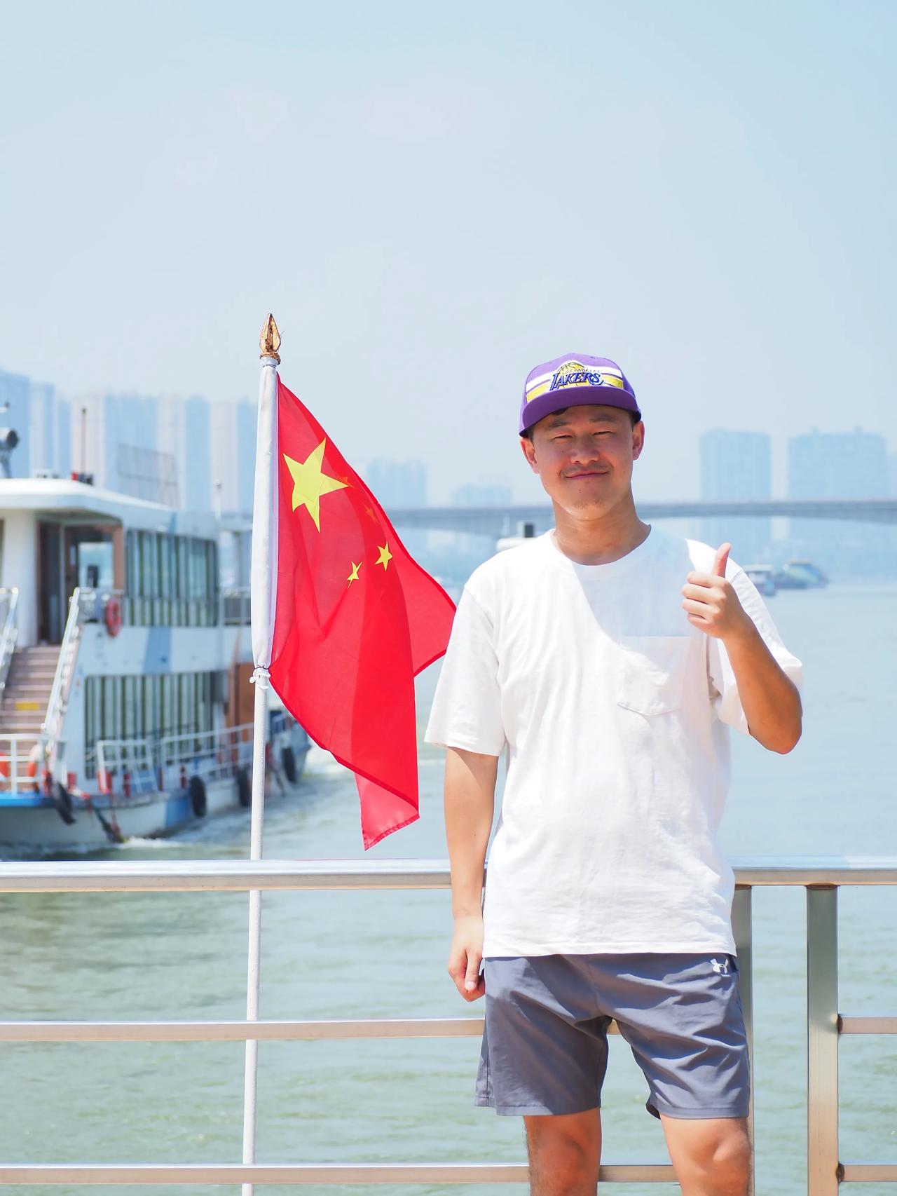 #记录我的8月生活#
8月心怀感恩
憧憬未来，感恩有梦