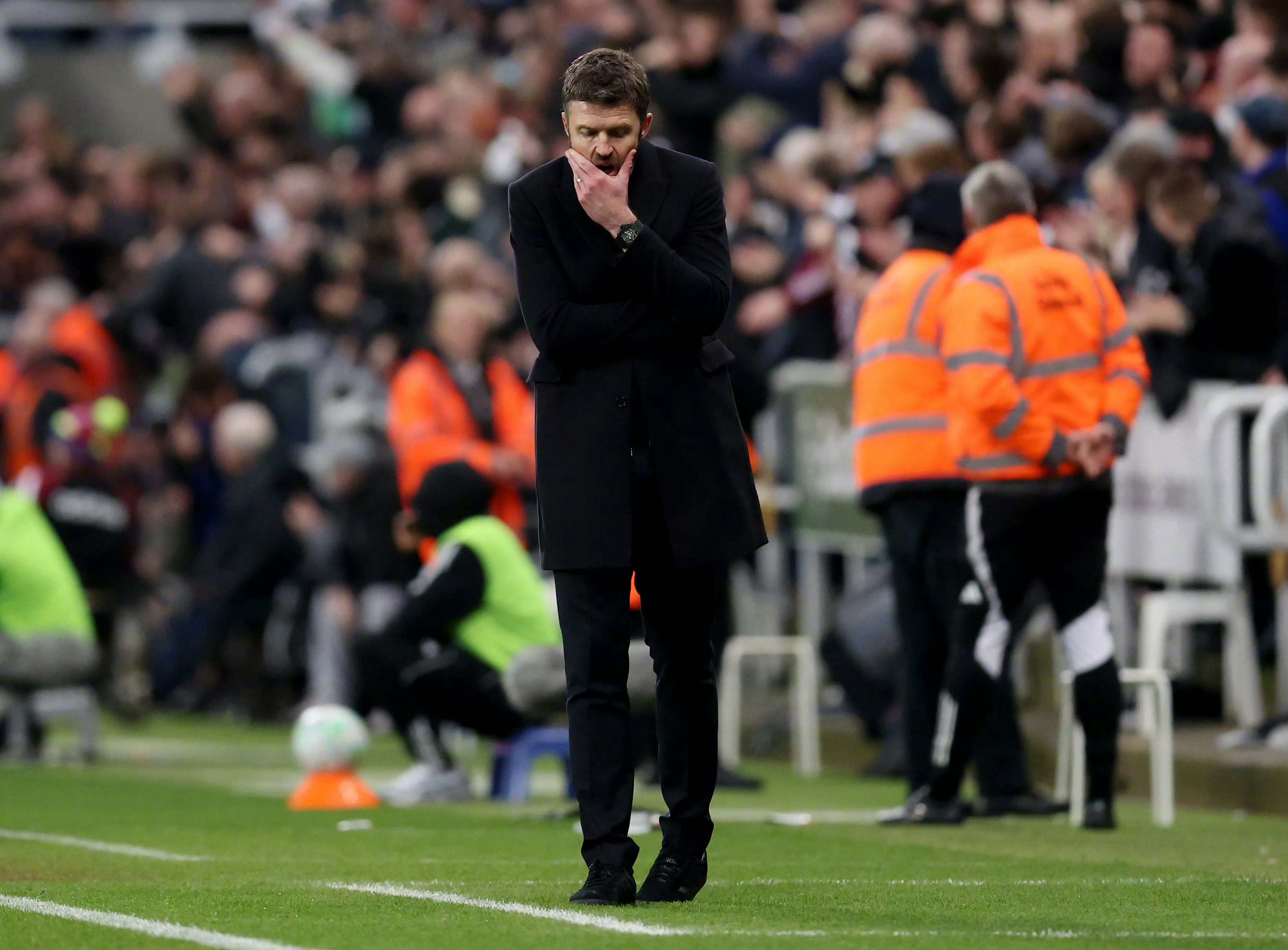 红魔为何崩盘？复盘曼联客负纽卡斯尔北京时间3月5日凌晨，英超第29轮在圣詹姆斯公