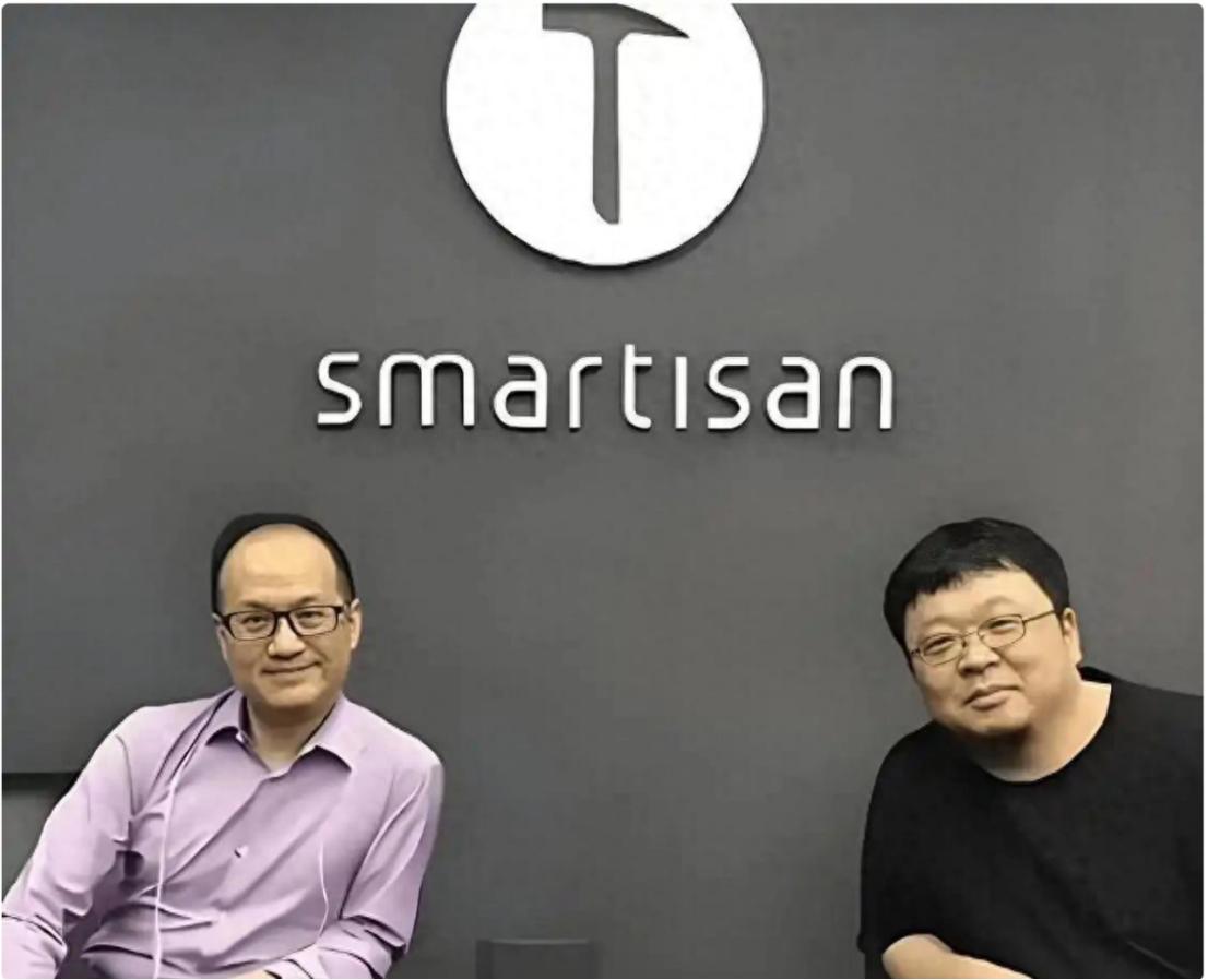 罗永浩这回又遇上麻烦了！昔日投资人郑刚公开实名举报，不仅把偷税漏税的指控摆上台面
