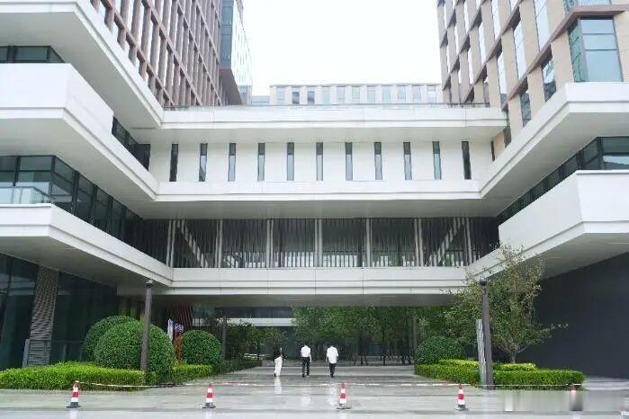 【拼多多雄安公司员工已超1200人】拼多多雄安公司员工超1200人7月7日消息，