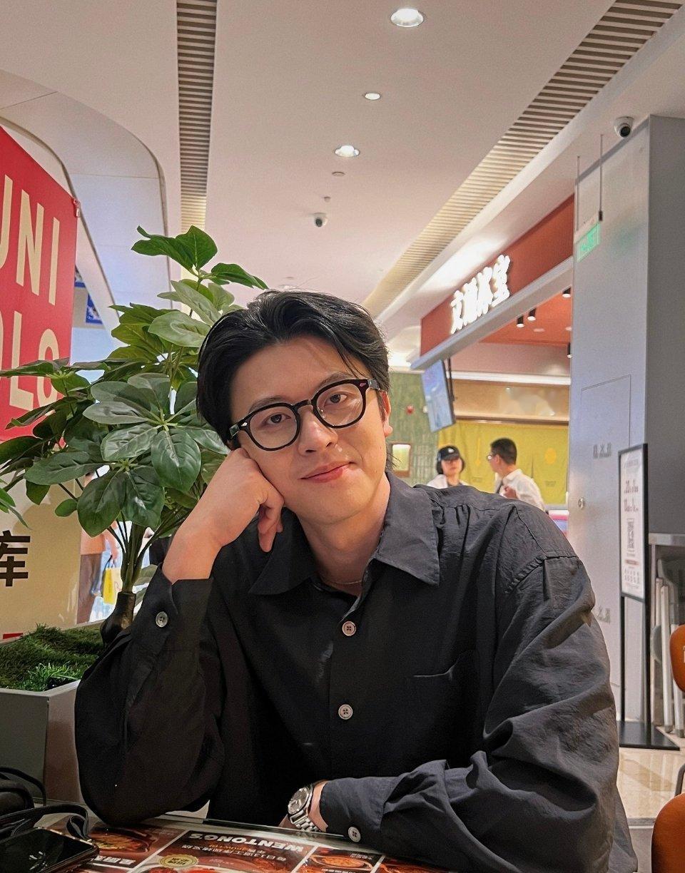 明显都不一样，你们懂吗？人妻人夫味要冲天了，一个被法服了一个法爽了。 