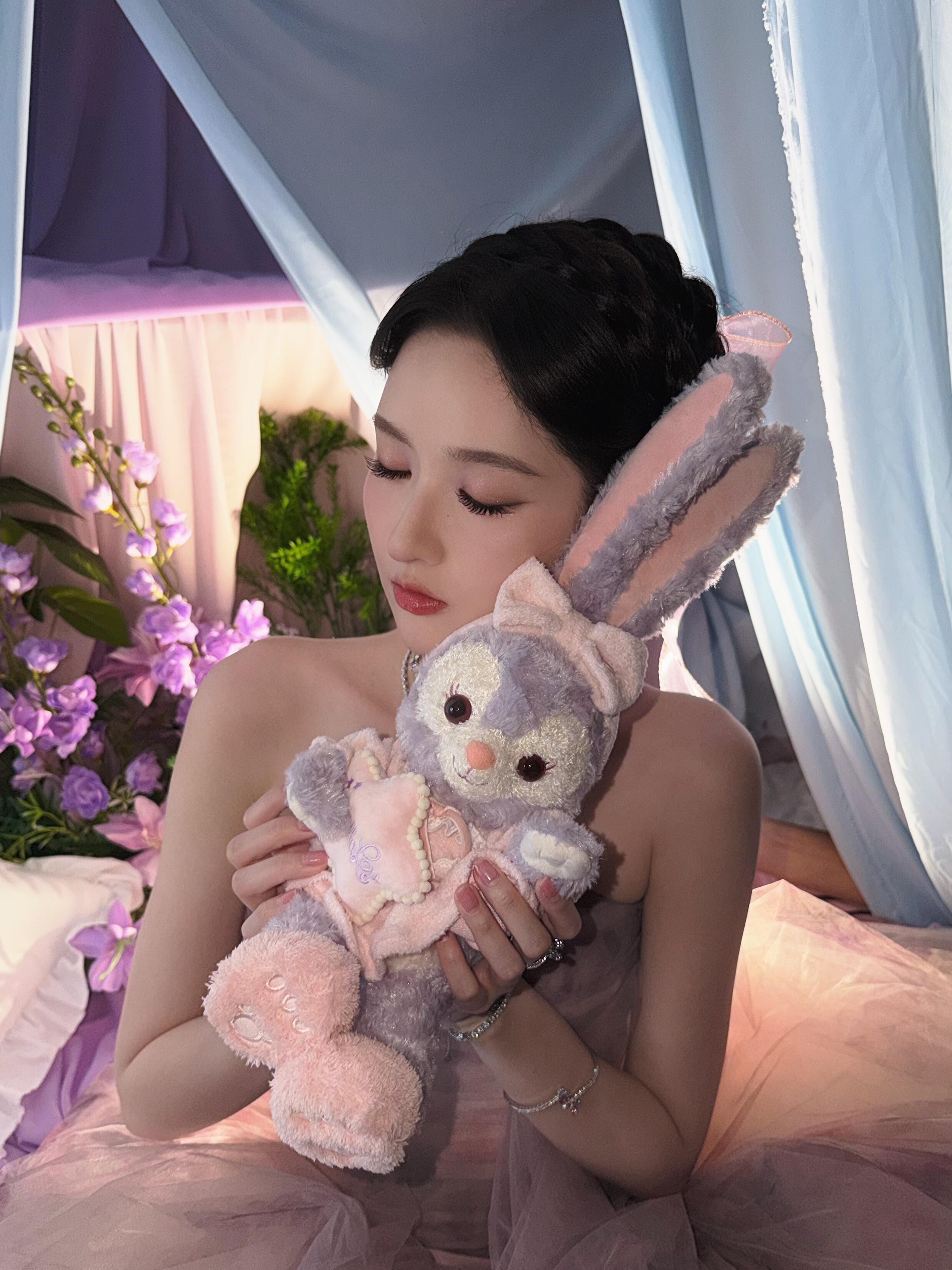 突然发现玉雯和星黛露长得好像
