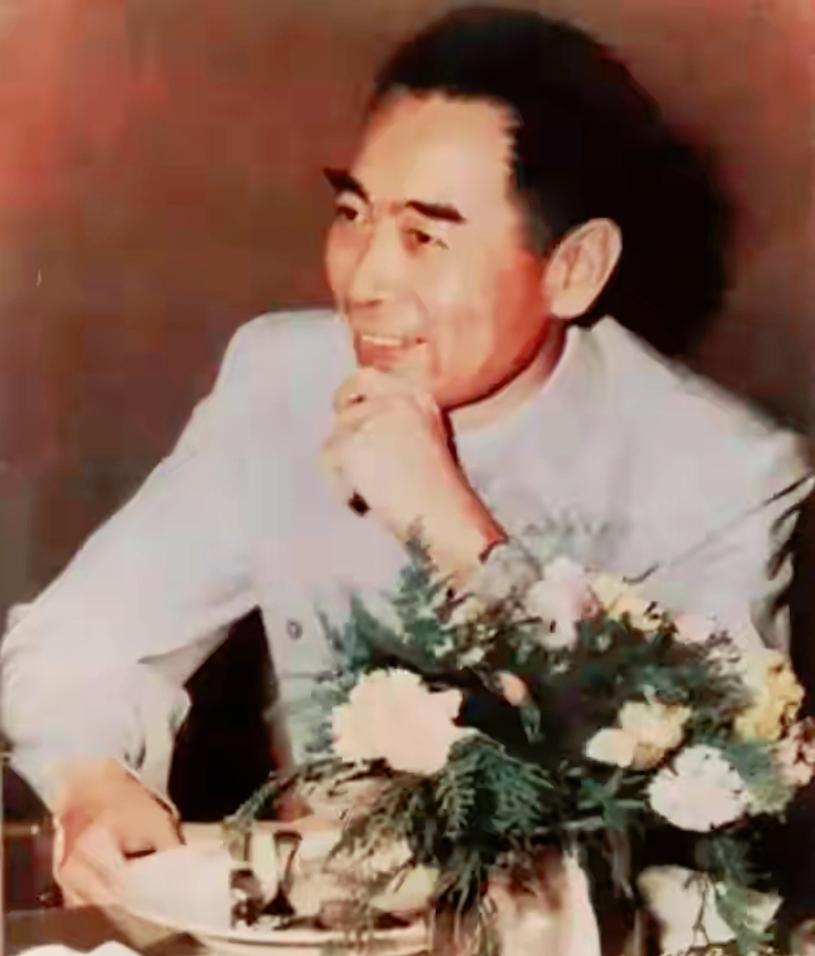 戴笠曾坦言：我这辈子最佩服2人，最害怕1人！这3人分别是谁？


1945年8月