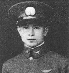 陈锡纯 (1915-1937)，湖南望城人。著名抗日英雄。陈锡纯是中国空军飞行员