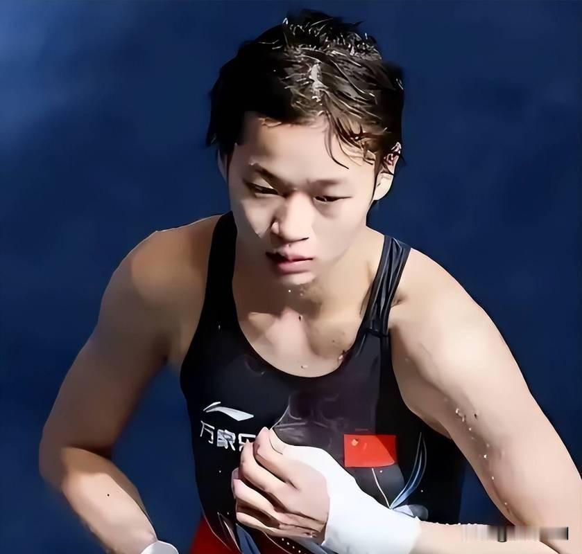 你认为全红婵未来发展潜力如何全红婵的未来发展潜力依然巨大，但正处于从“天才少女”