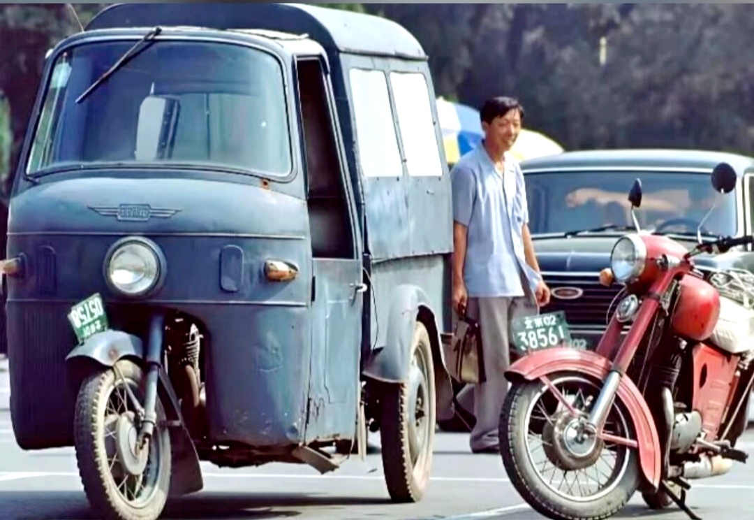 80后是最喜欢怀旧的一代，因为80后也是最特殊的一代，80后出生的年代和成长的时