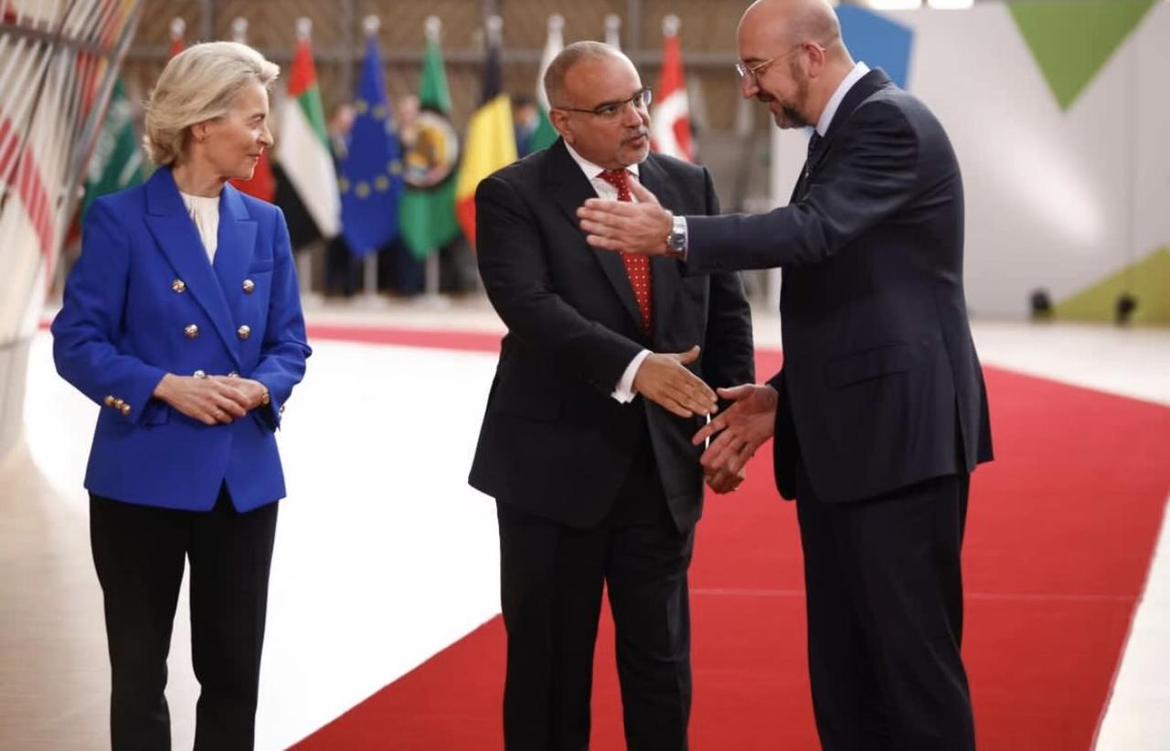 海湾国家在与伊朗交战六周后，美国防空库存耗尽，动摇了盟国对华盛顿作为安全保障者的