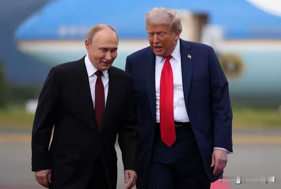 俄力挺特朗普夺格陵兰 暗打地缘小算盘
 
特朗普放话武夺格陵兰岛俄方公然撑腰。2