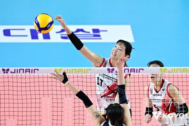 国际排坛动态韩国女排郑浩英透露加盟兴国生命背后原因--背后离不开吉原知子的说服；