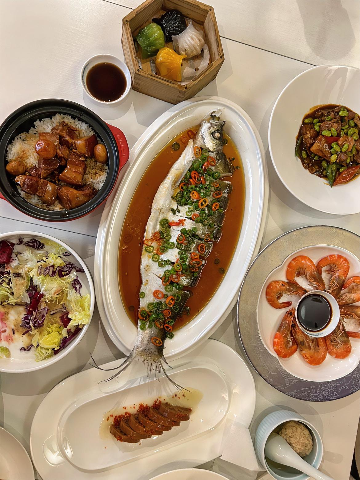 晒出相册最近的一张美食照片日前，有友人来舍上探访，品茗聊天，谈心甚浓，不知不觉之