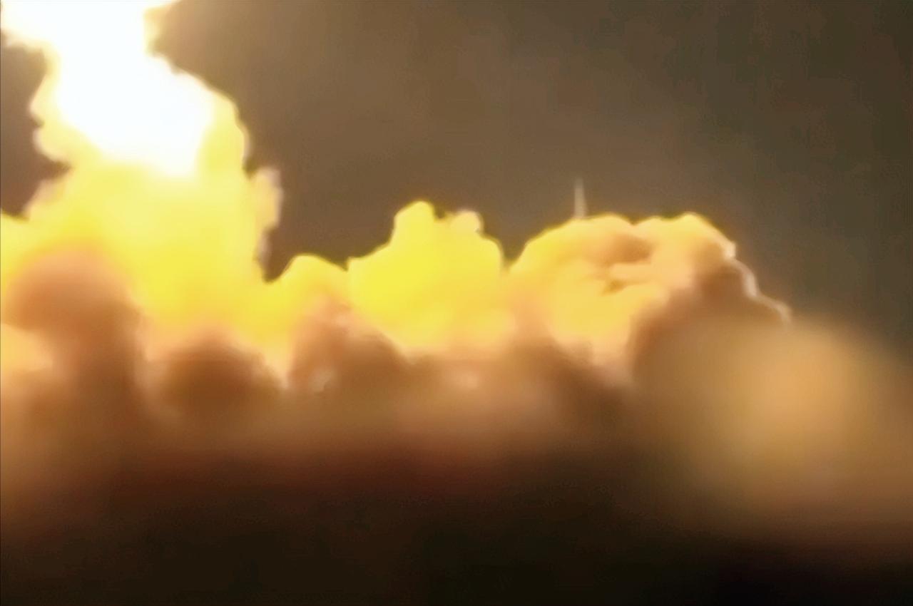 伊朗和黎巴嫩真主党居然联手了！对着以色列和美军基地一顿猛轰，紧接着以色列就急眼了