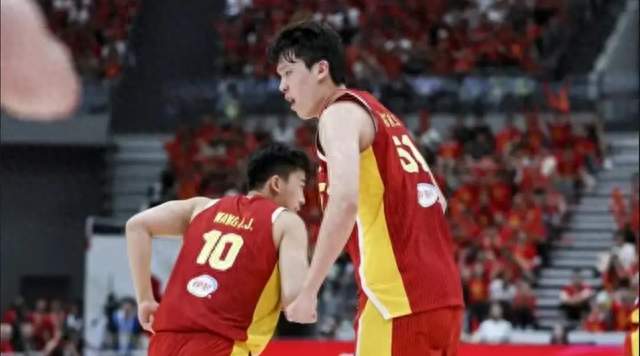 破案了！王俊杰赛后为何激动落泪感谢杨瀚森？最后18秒揭开真相