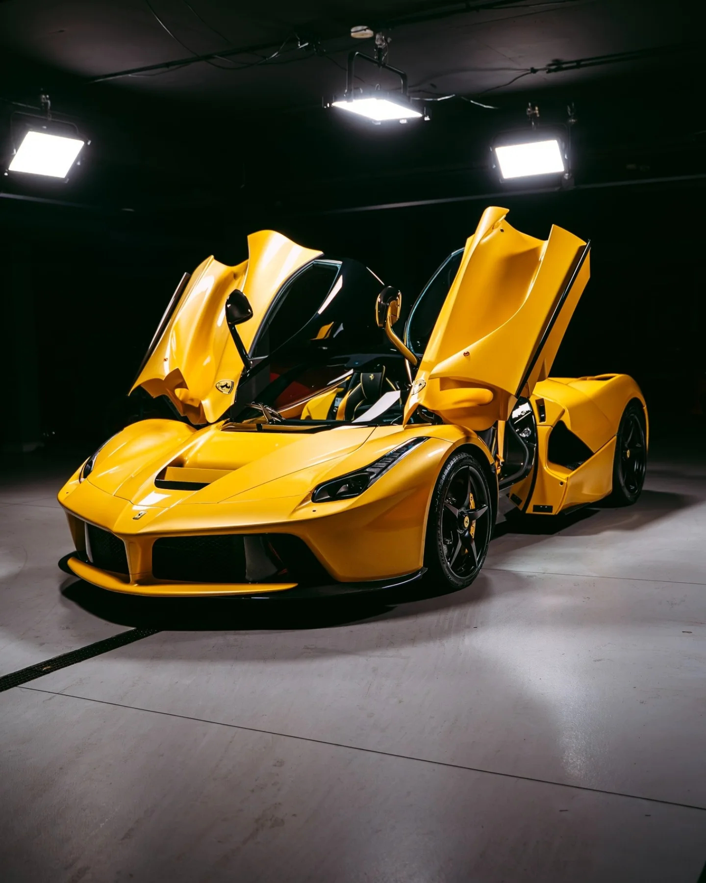 法拉利 LaFerrari 底盘号：205208（499 辆中的第 1 辆）规格