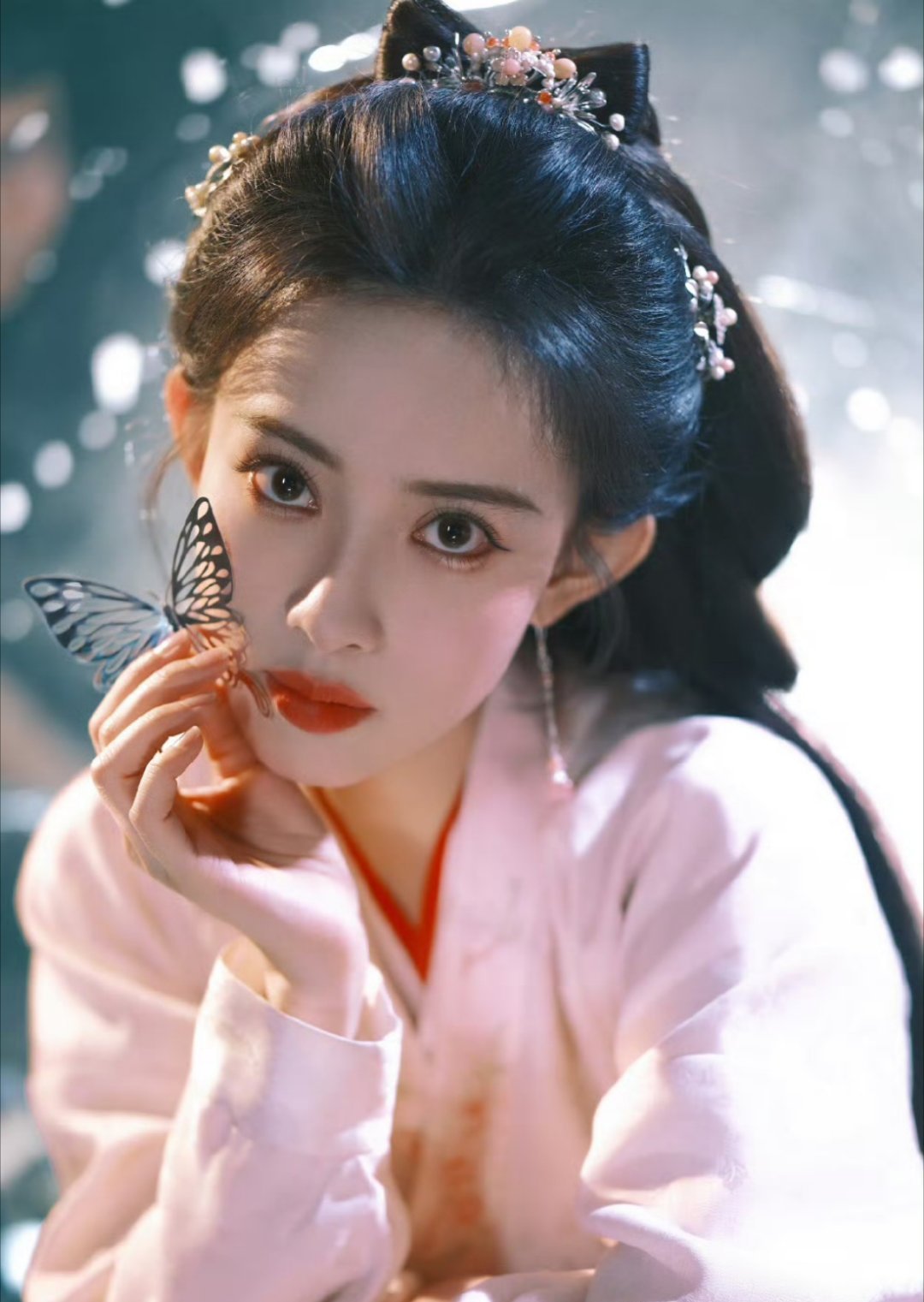 孟子义我从一年级就开始追你了孟姐真是从小美到大！ ​​​