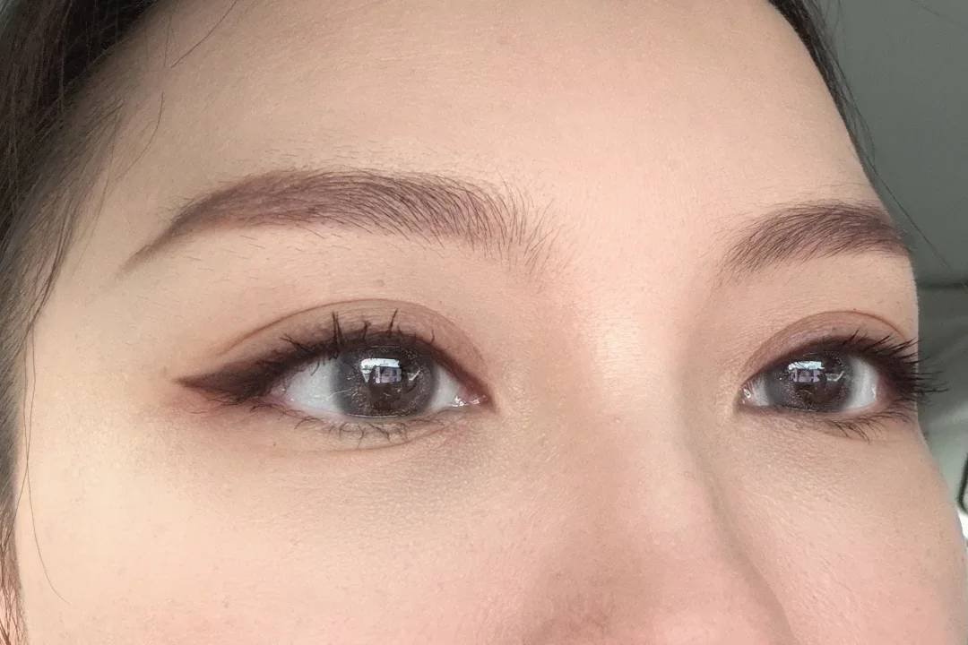 老公，昨晚哭到枕头湿，今早起来眼睛肿到双眼皮像割的一样 s哥说昨天给你...