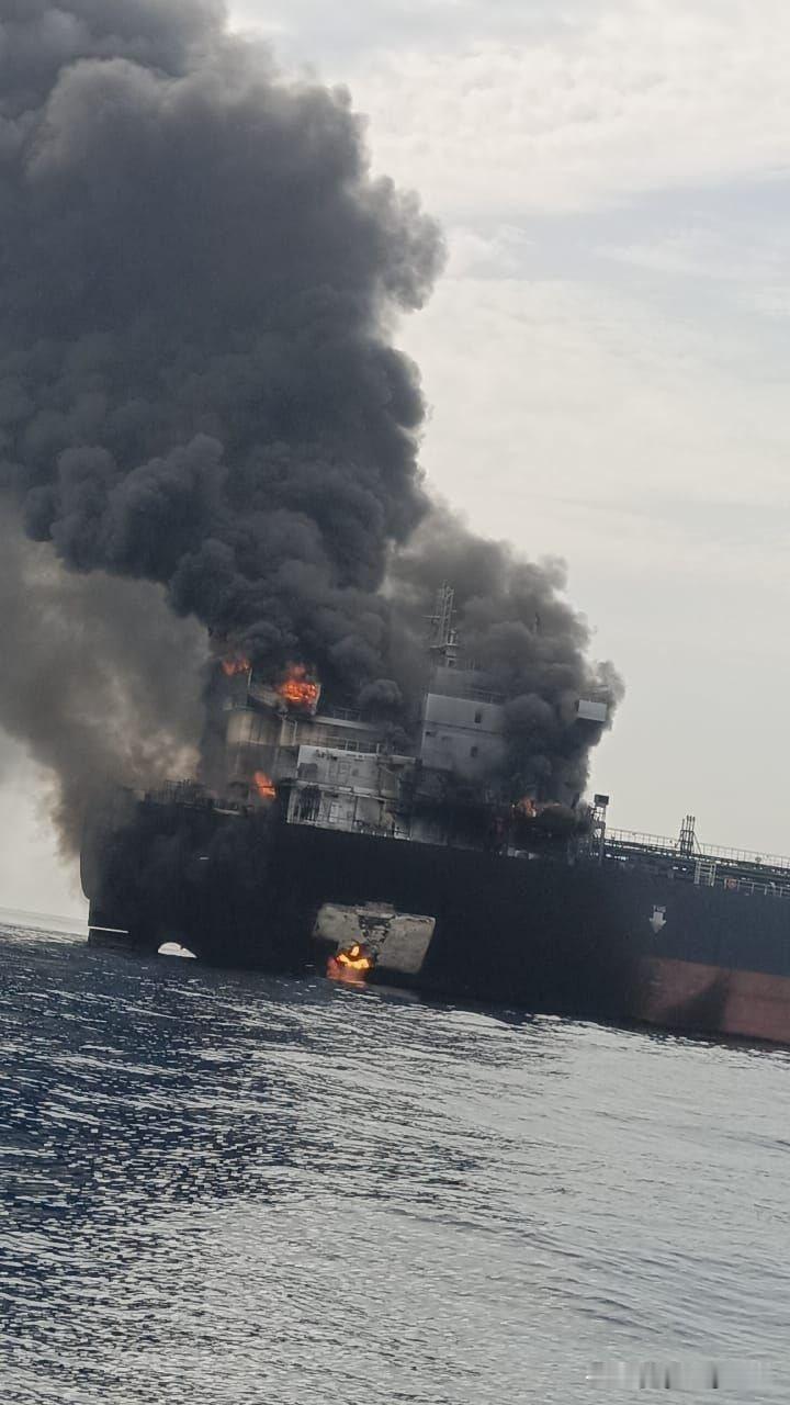 🇮🇷伊朗海军袭击了悬挂马耳他国旗的LR1级油轮“卡沃马利亚斯”号（*Kavo