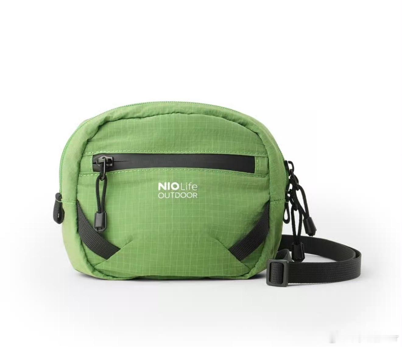 今天给大家抽一个蔚来挎包～评论就抽哟！静静宠粉来啦    ​  ​​​