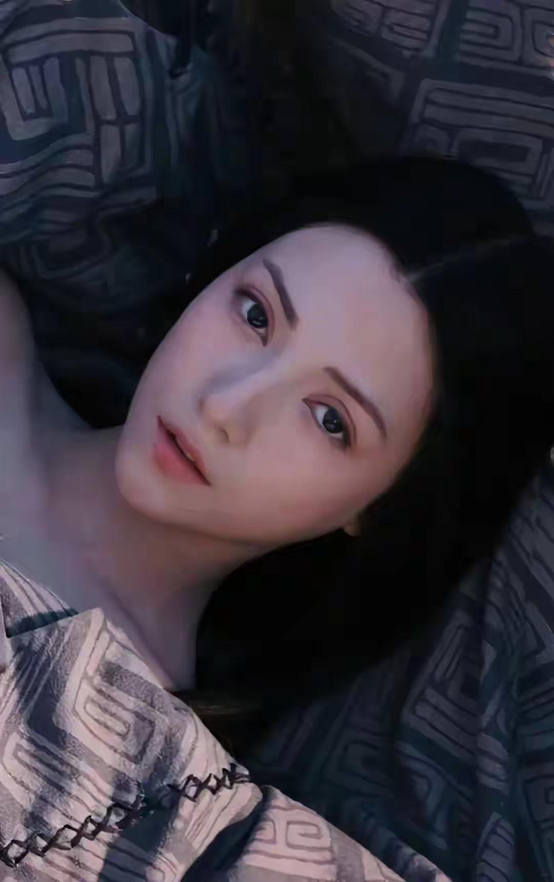 搞不懂，为什么霍启山选了演过妲己的娜然，却没娶章子怡？
答案其实很简单：不是他选