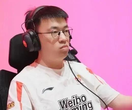 一语中的！曾有网友预测: LPL全局BP模式实行后，首先原形毕露的就是小虎[捂脸
