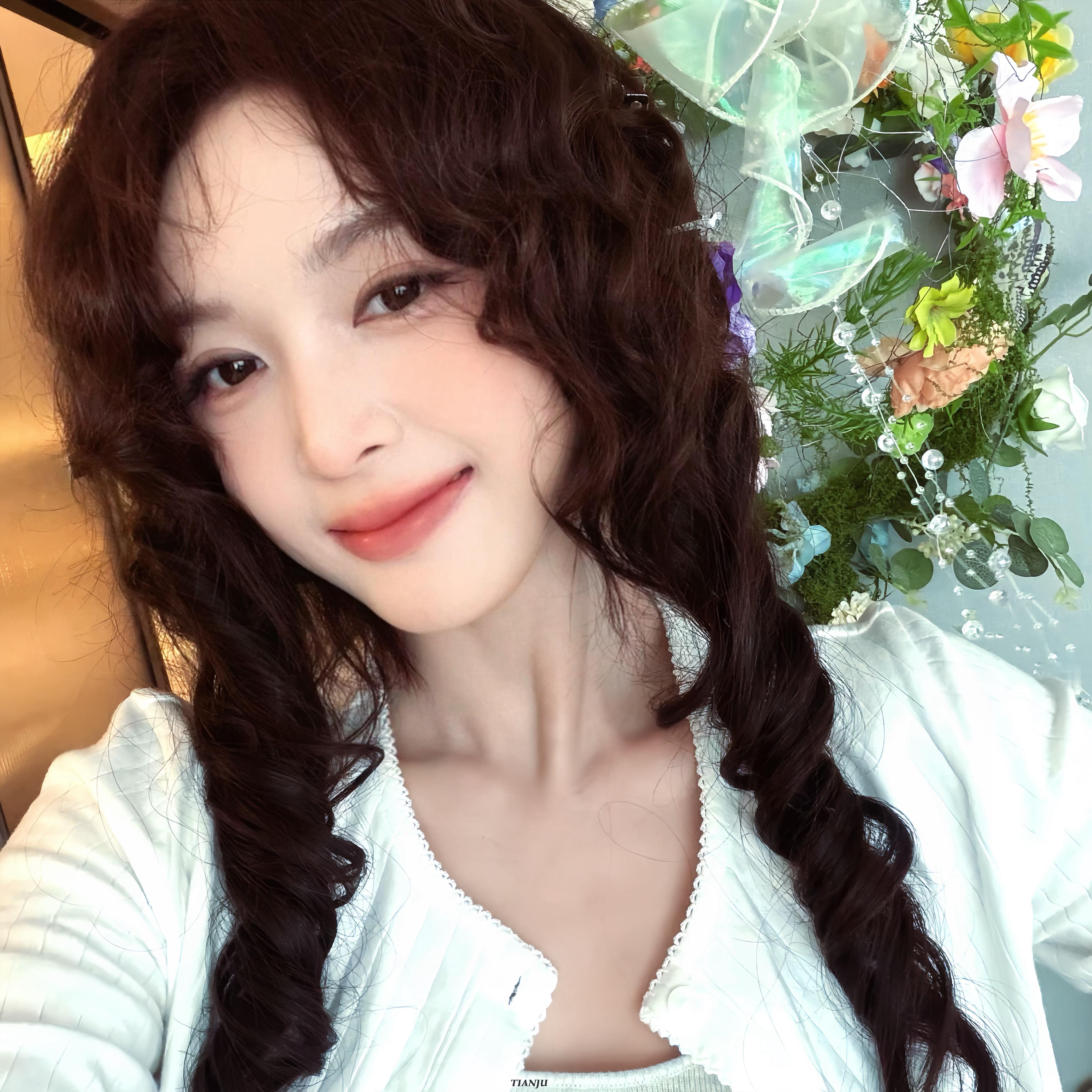 吴宣仪头像更新/ᐠ .⸝⸝⸝. ྀིﾏ💛 ​​​