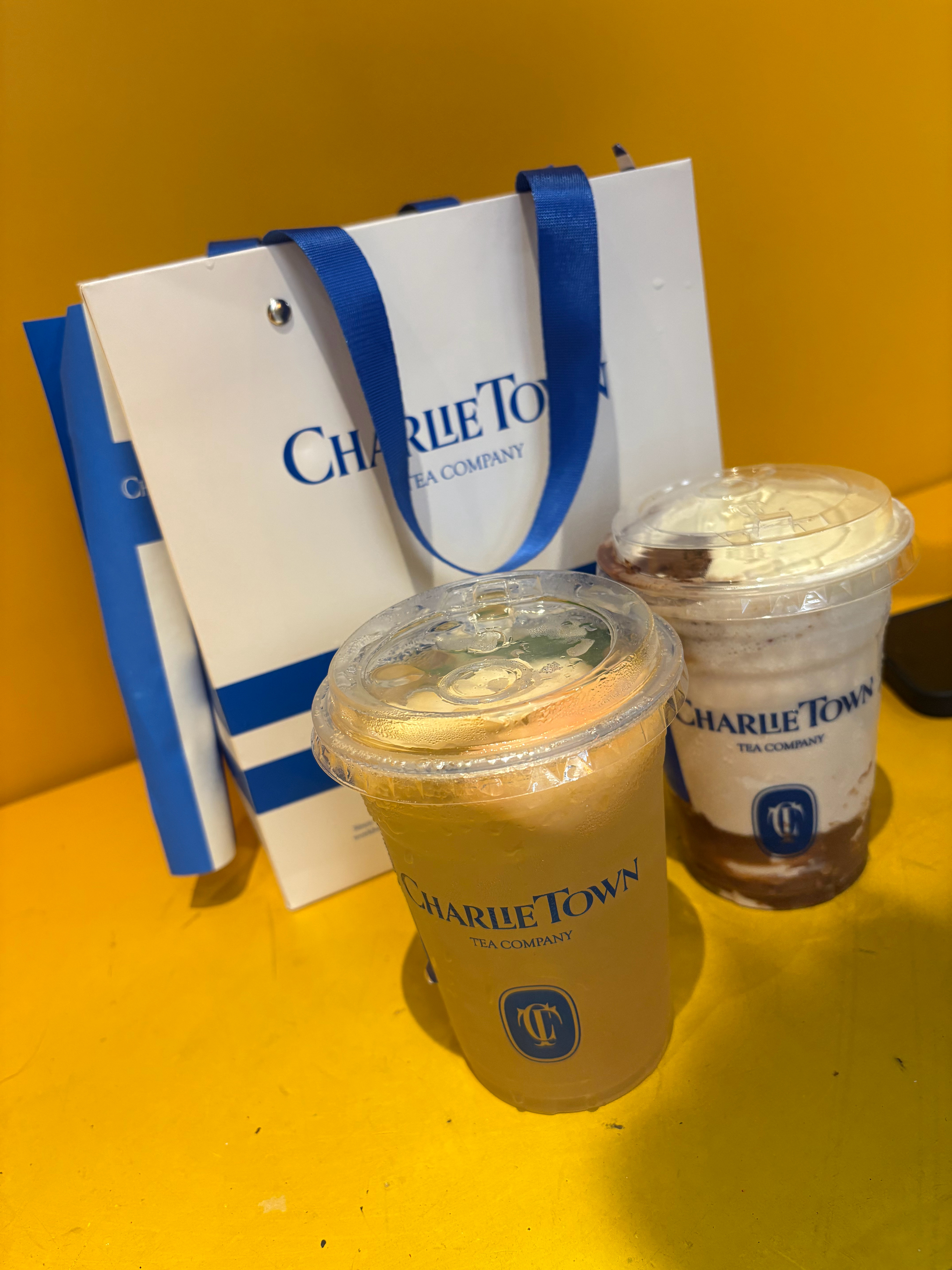 王小肥在努力 秋天的第一杯奶茶！努力！ 