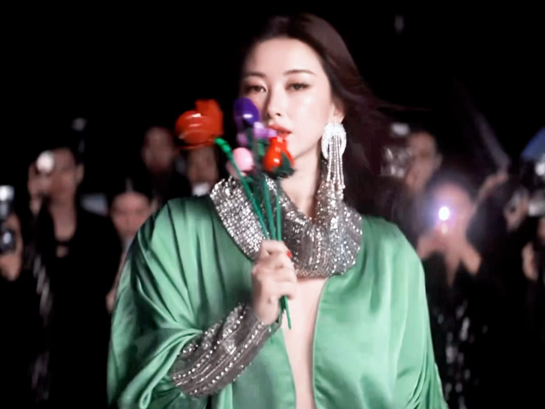 朱珠女神……VOGUE红毯 ​​​