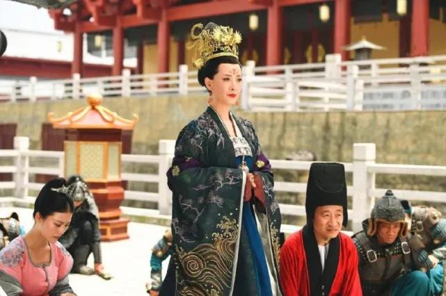 北魏孝明帝元诩驾崩那年，洛阳宫城里弥漫着一股说不清的诡异气氛。十九岁的皇帝死因成