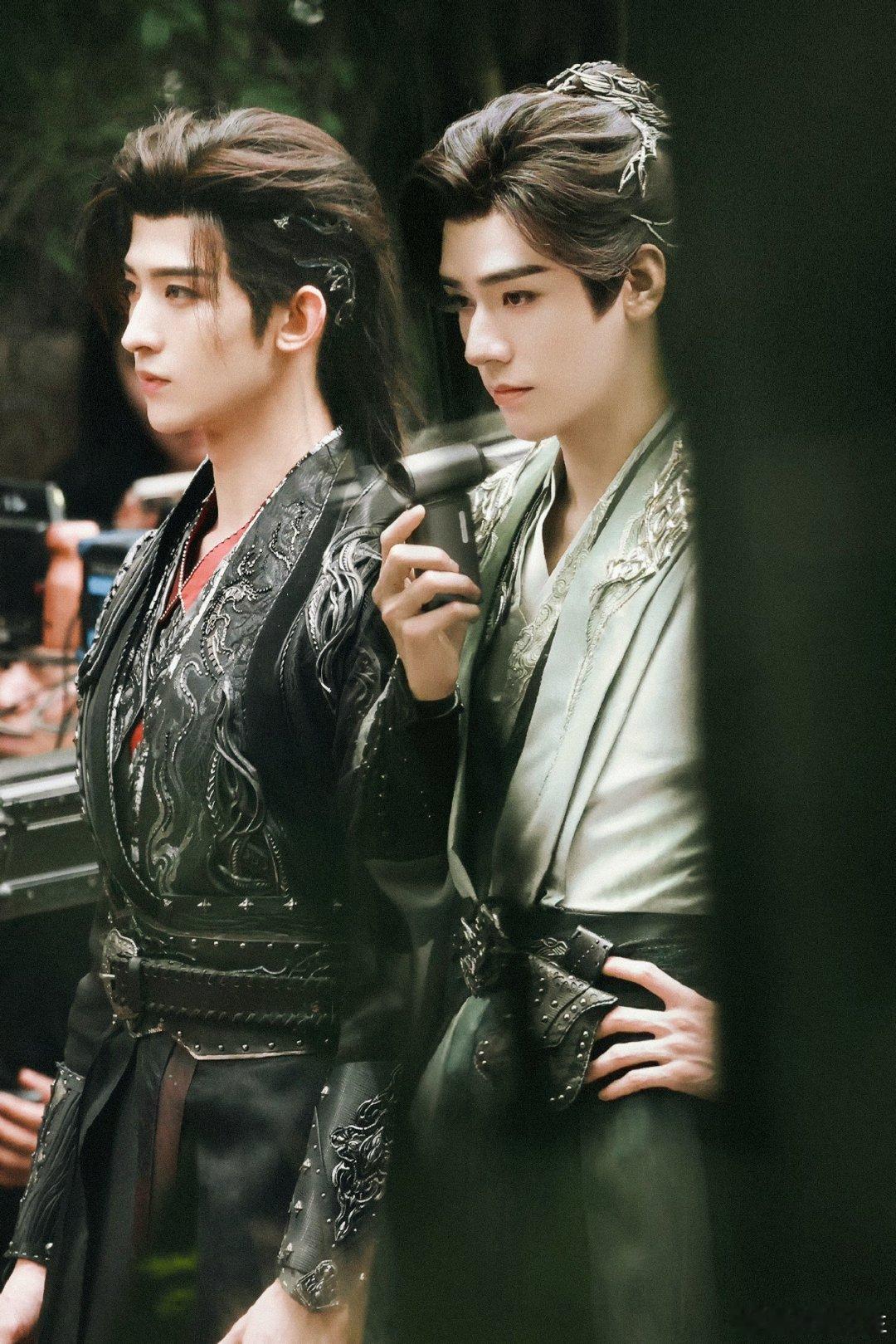 谁家国产剧导演没喝中药苏暮雨苏昌河，少时情深，拔剑相向太虐心！ ​​​