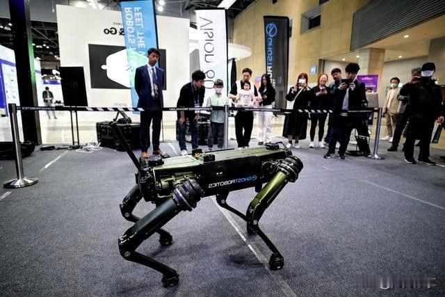韩国突然搞了一个大动作

  直接引爆了全球科技界的关注。

  他们现在正在全