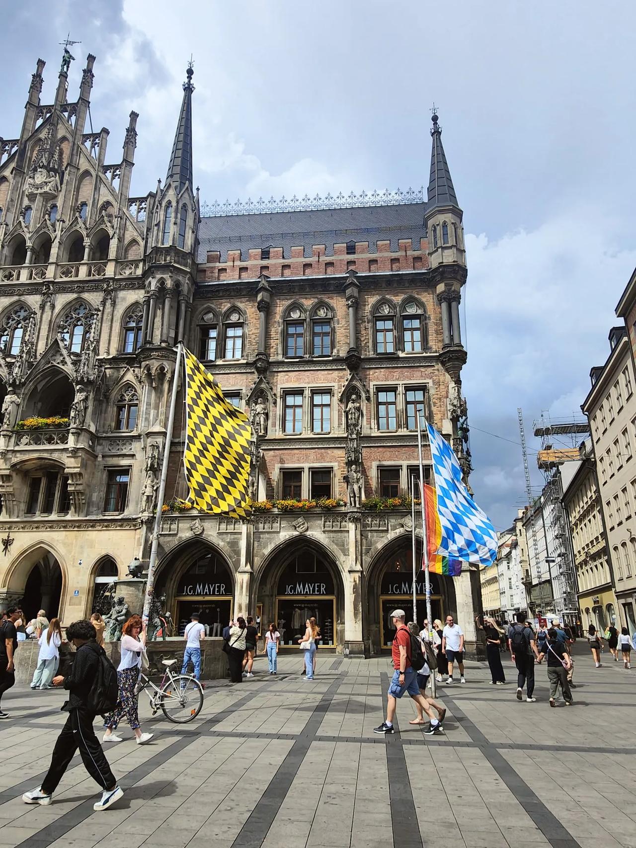 德国人不“卷”的七个理由

在中国，各个地区的孩子们在学习上都极为“卷”，“卷”