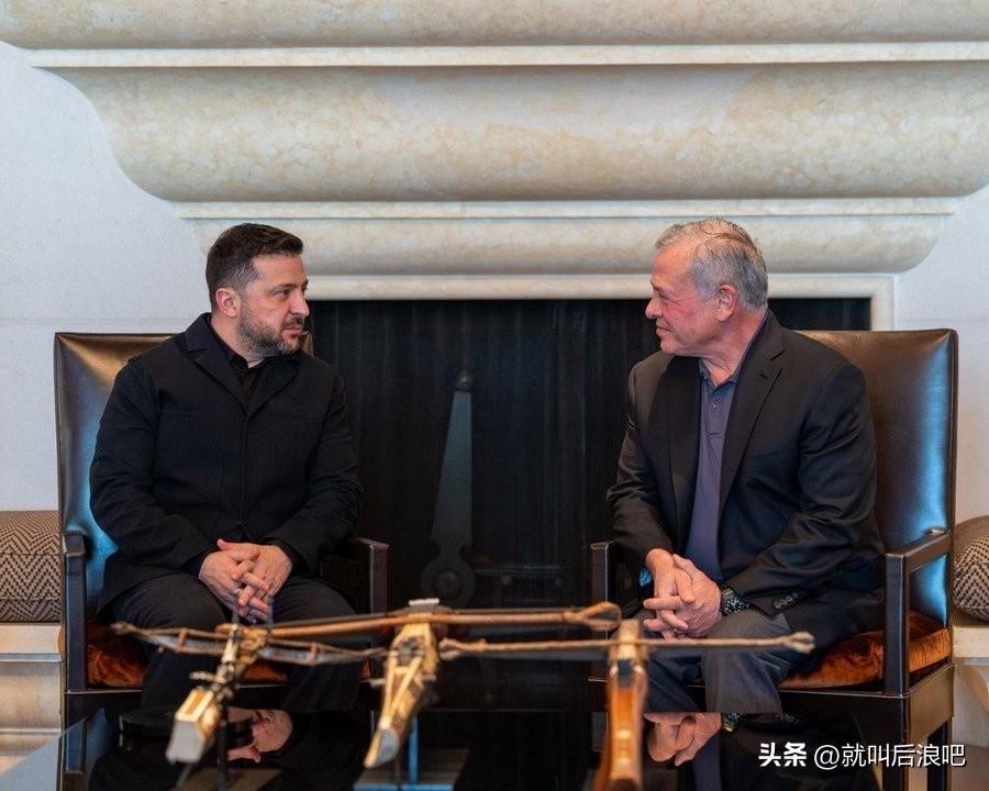 约旦国王阿卜杜拉二世与乌克兰总统泽连斯基举行会晤，双方宣布达成多项共识，并签署一