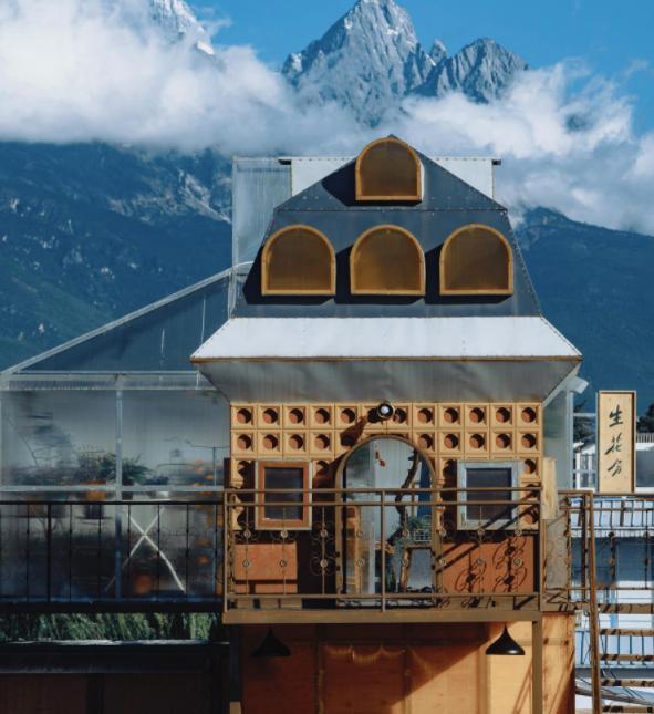 再就业男团有自己的疯狂动物城 再就业男团这疯狂动物城太有创意啦！专属建筑为兄弟们